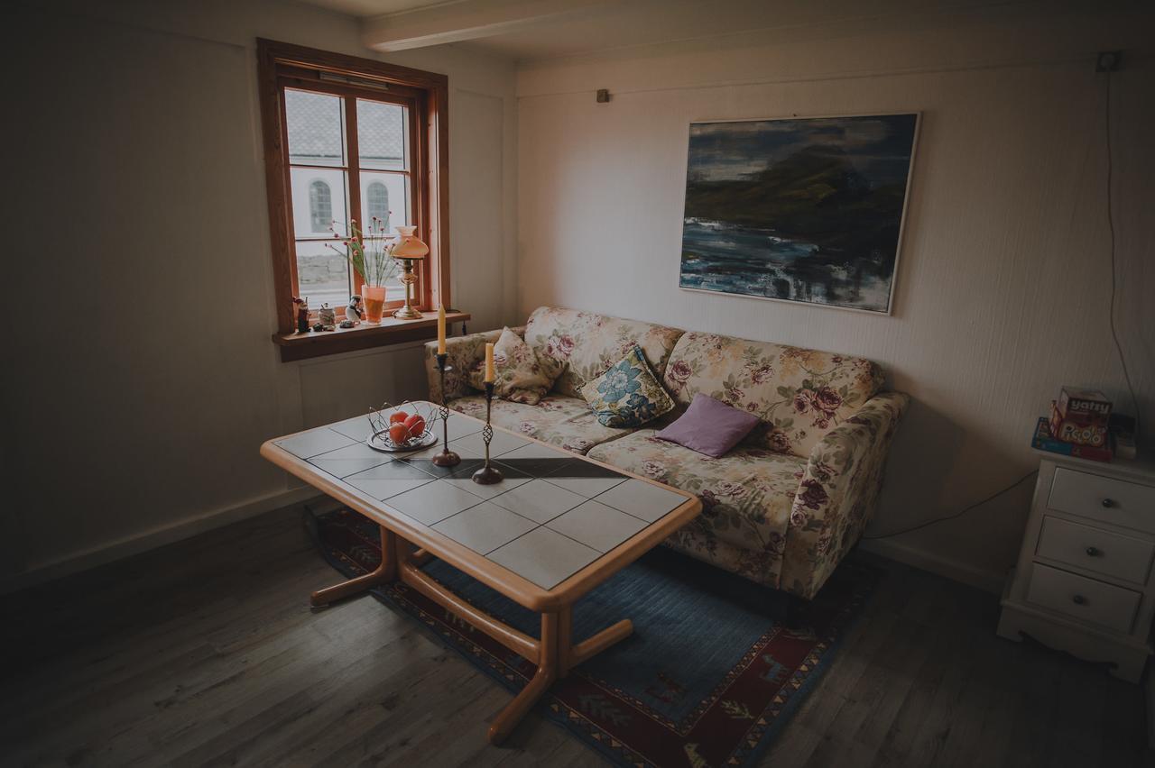 Turf House Cottage - Near Airport Mithvagur Kültér fotó